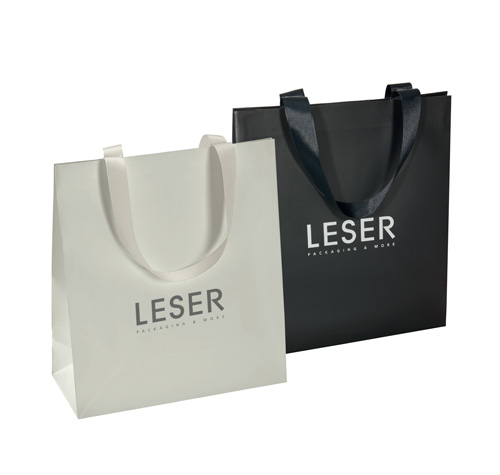Pourquoi les sacs en papier avec logo sont indispensables Pourquoi les sacs en papier avec logo sont indispensables